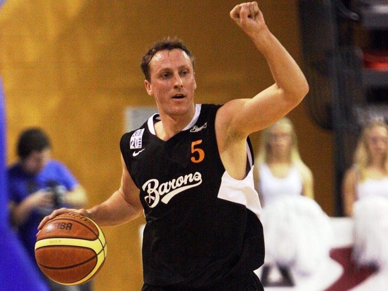 Ko dara Latvijas basketbola klusākā zvaigzne?